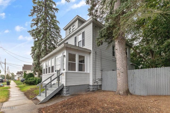 404 Shannon Street, Schenectady, NY, photo 4