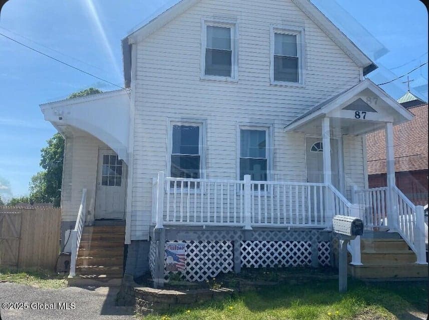 87 Vanderwerken Avenue, Waterford, NY 12188