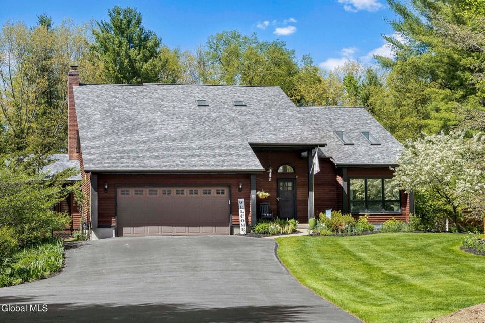 15 Dyer Switch Road, Saratoga Springs, NY 12866